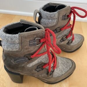 Sorel Women’s Blake Lace up Bootie US Size 5
